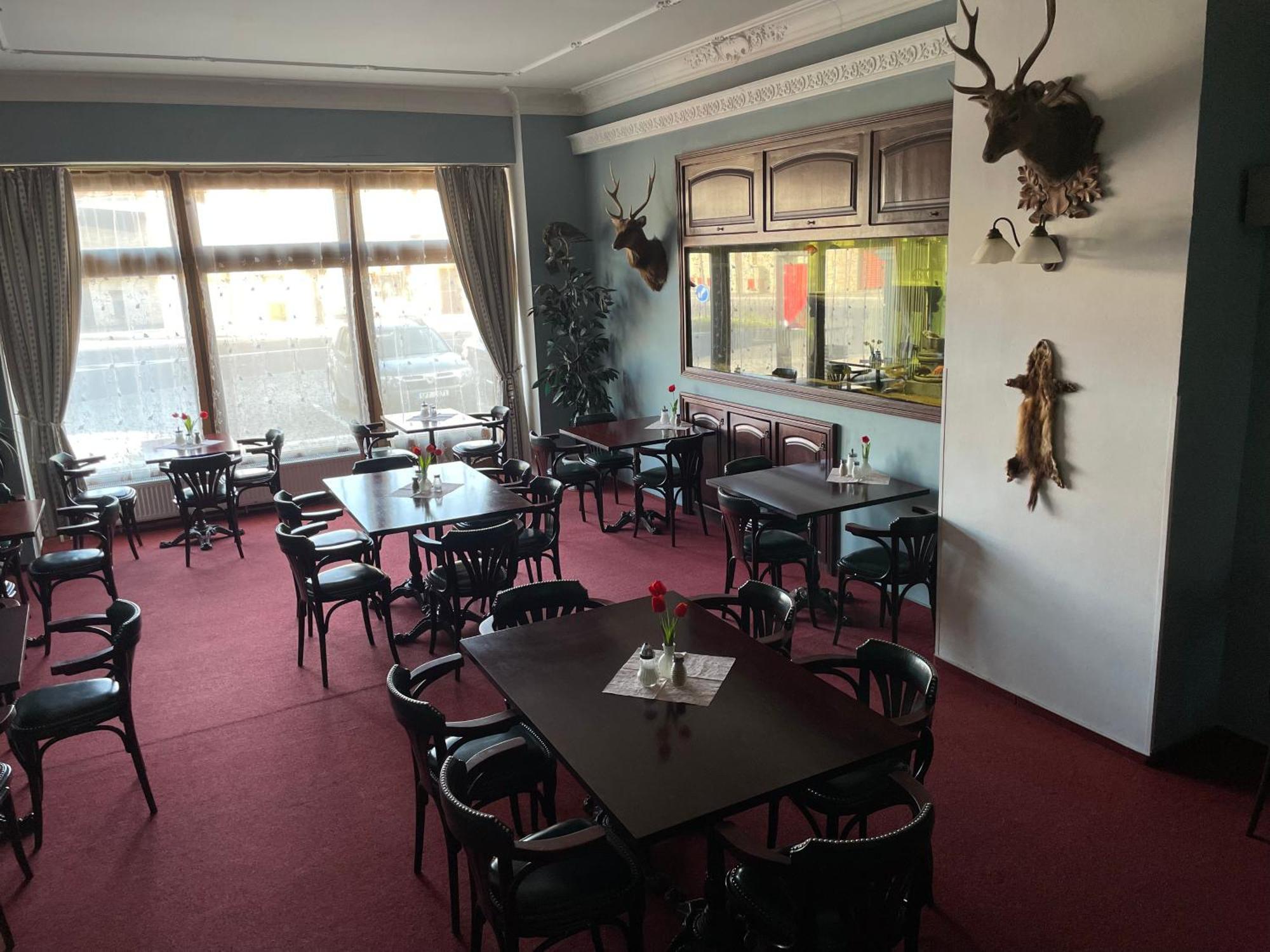 策尼奥廖尔扎泰茨酒店 扎泰克 外观 照片